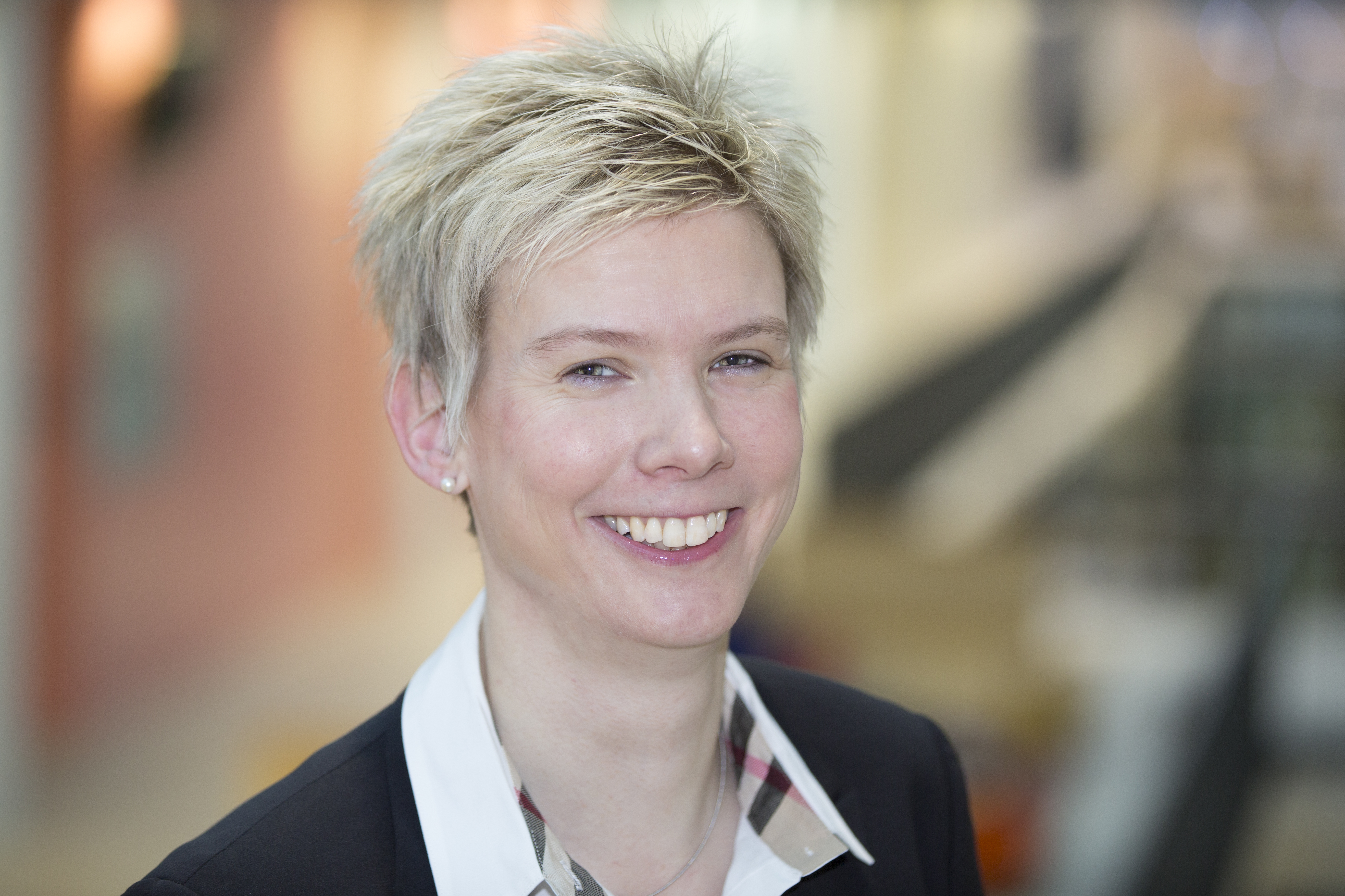 Univ. Prof.in Dr.in Katrin Bekes, MME, Leiterin des Fachbereichs Kinderzahnheilkunde Univ. Prof.in Dr.in Katrin Bekes, MME, Leiterin des Fachbereichs Kinderzahnheilkunde