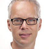 Univ. Prof. DDr. Werner Zechner stv. Leiter der Spezialambulanz Implantologie Univ. Prof. DDr. Werner Zechner stv. Leiter der Spezialambulanz Implantologie