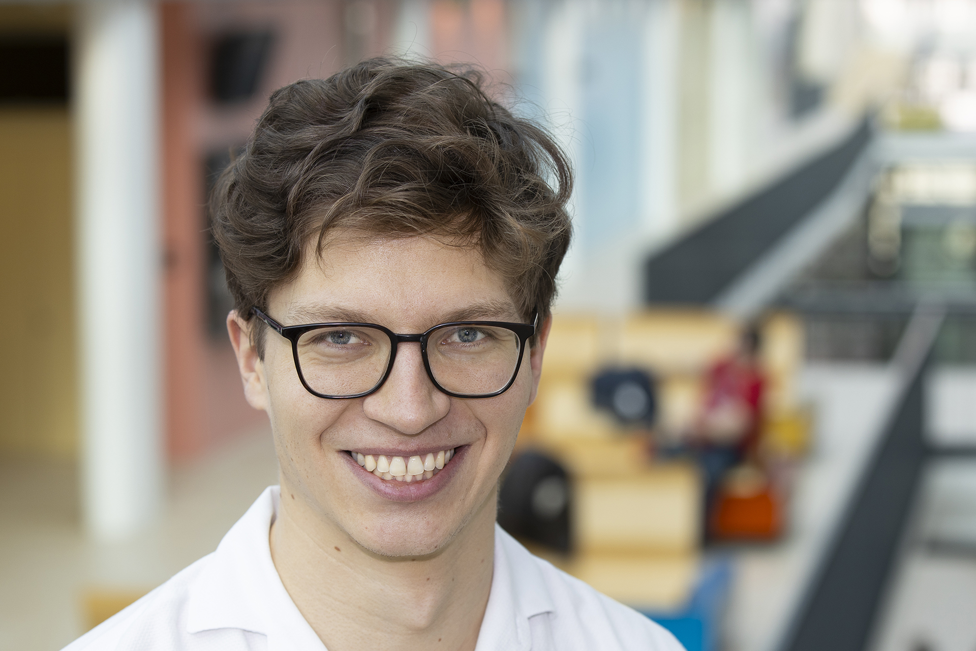 Dr. Clemens Ganger Leiter der Spezialambulanz Mundschleimhauterkrankungen Dr. Clemens Ganger Leiter der Spezialambulanz Mundschleimhauterkrankungen